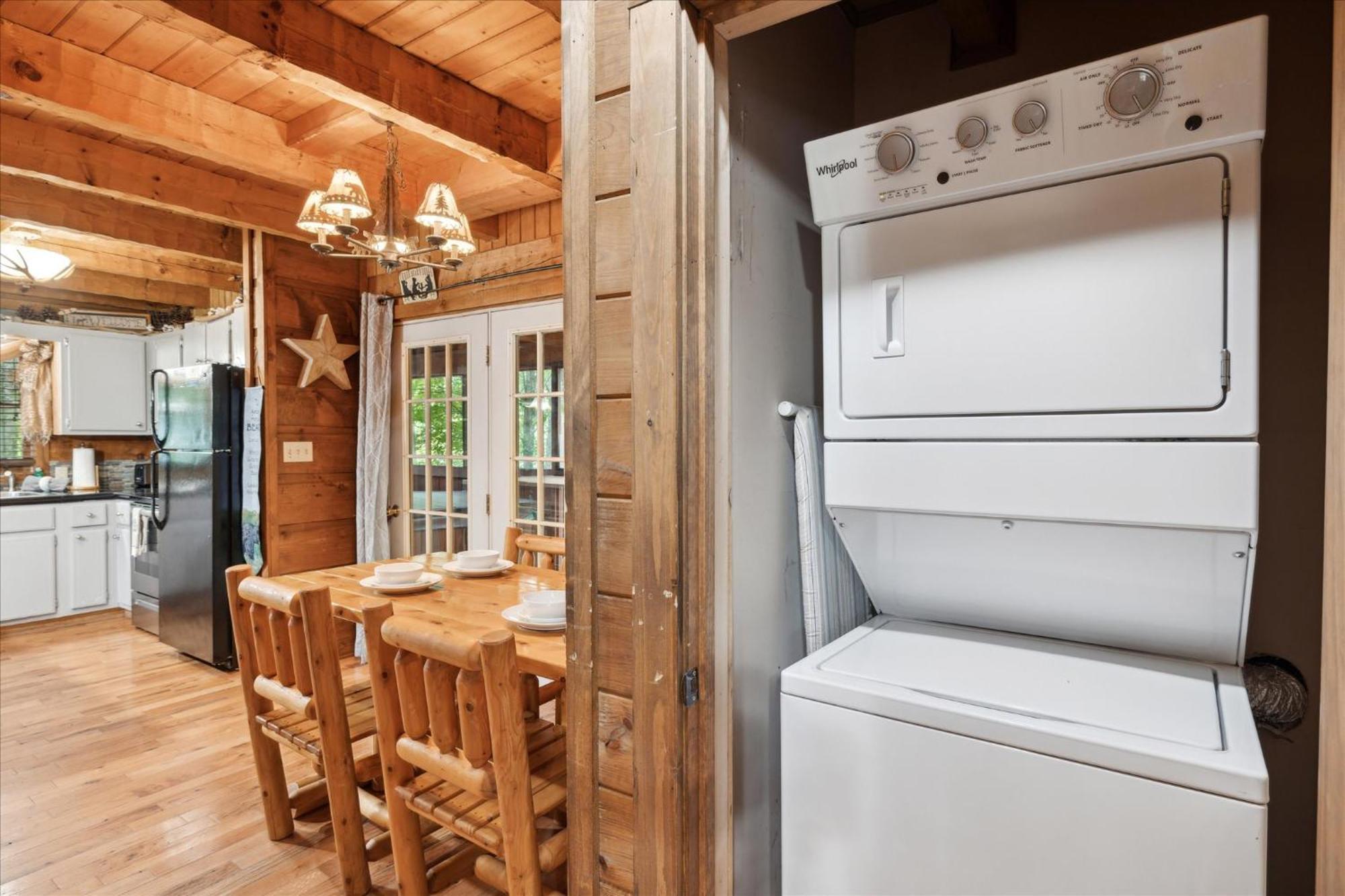 A Charming Cabin, Pool, Firepit, Hot Tub-Jacuzzi Гатлінбург Екстер'єр фото