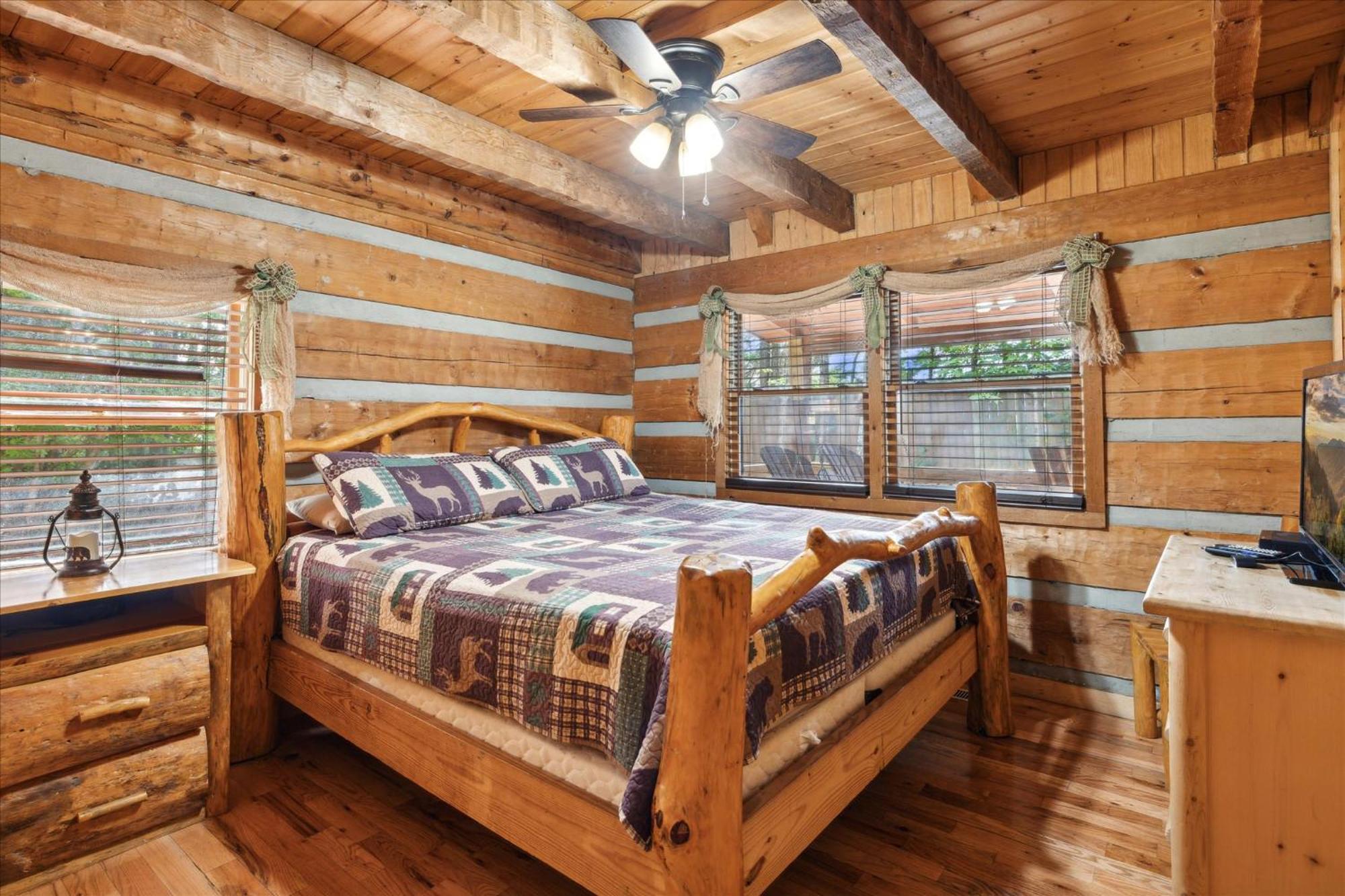 A Charming Cabin, Pool, Firepit, Hot Tub-Jacuzzi Гатлінбург Екстер'єр фото