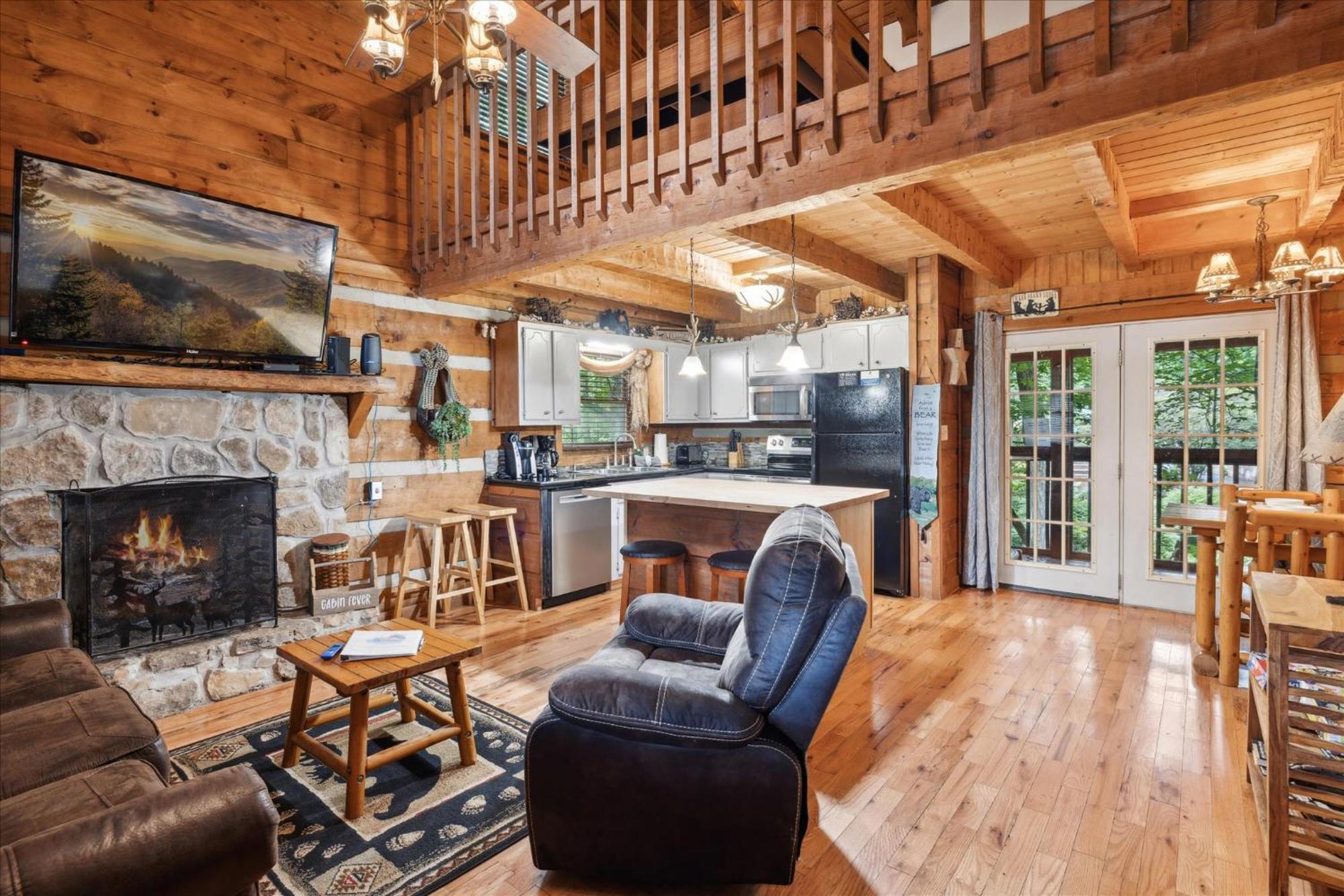 A Charming Cabin, Pool, Firepit, Hot Tub-Jacuzzi Гатлінбург Екстер'єр фото