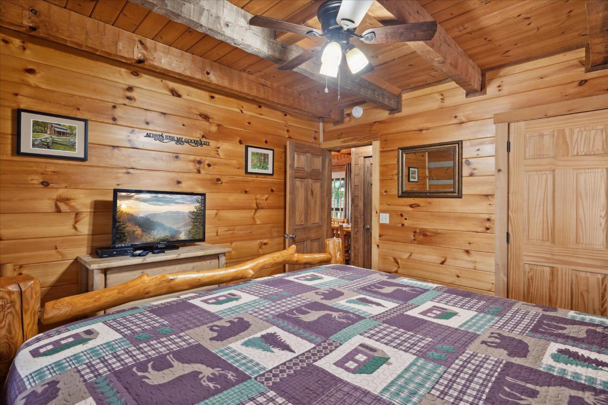 A Charming Cabin, Pool, Firepit, Hot Tub-Jacuzzi Гатлінбург Екстер'єр фото